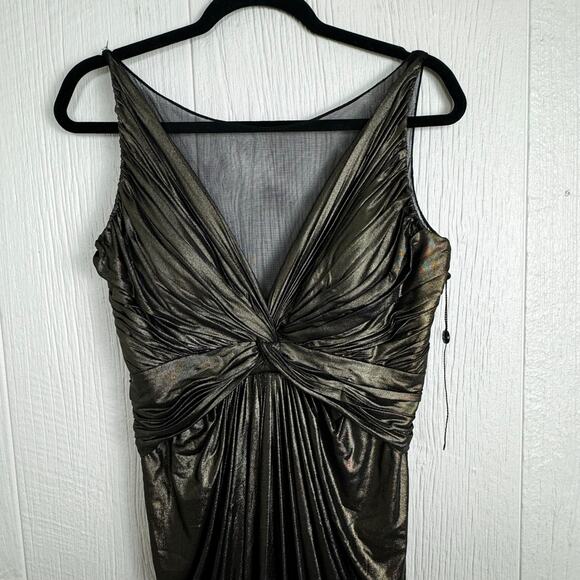 Adrianna Papell Metallic Draped V-Neck Evening Gown - Ruched Formal Dress Size 8 - Picture 5 of 13